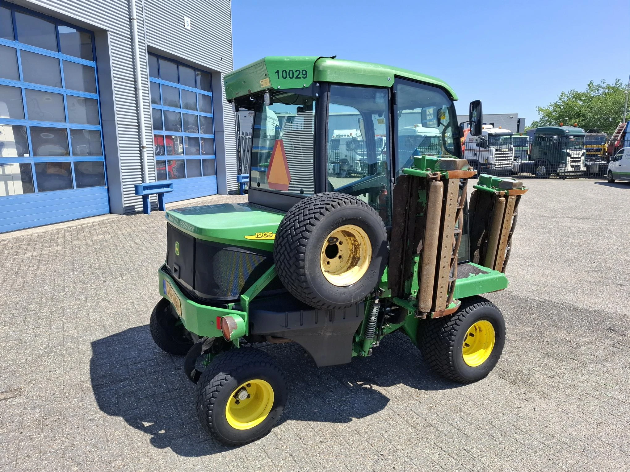 John Deere 2016 - 1905 / AWD / 31KW / NL REEL MOWER / !!!MARGE!!! / 8100 HOURS / 2016 afbeelding 8