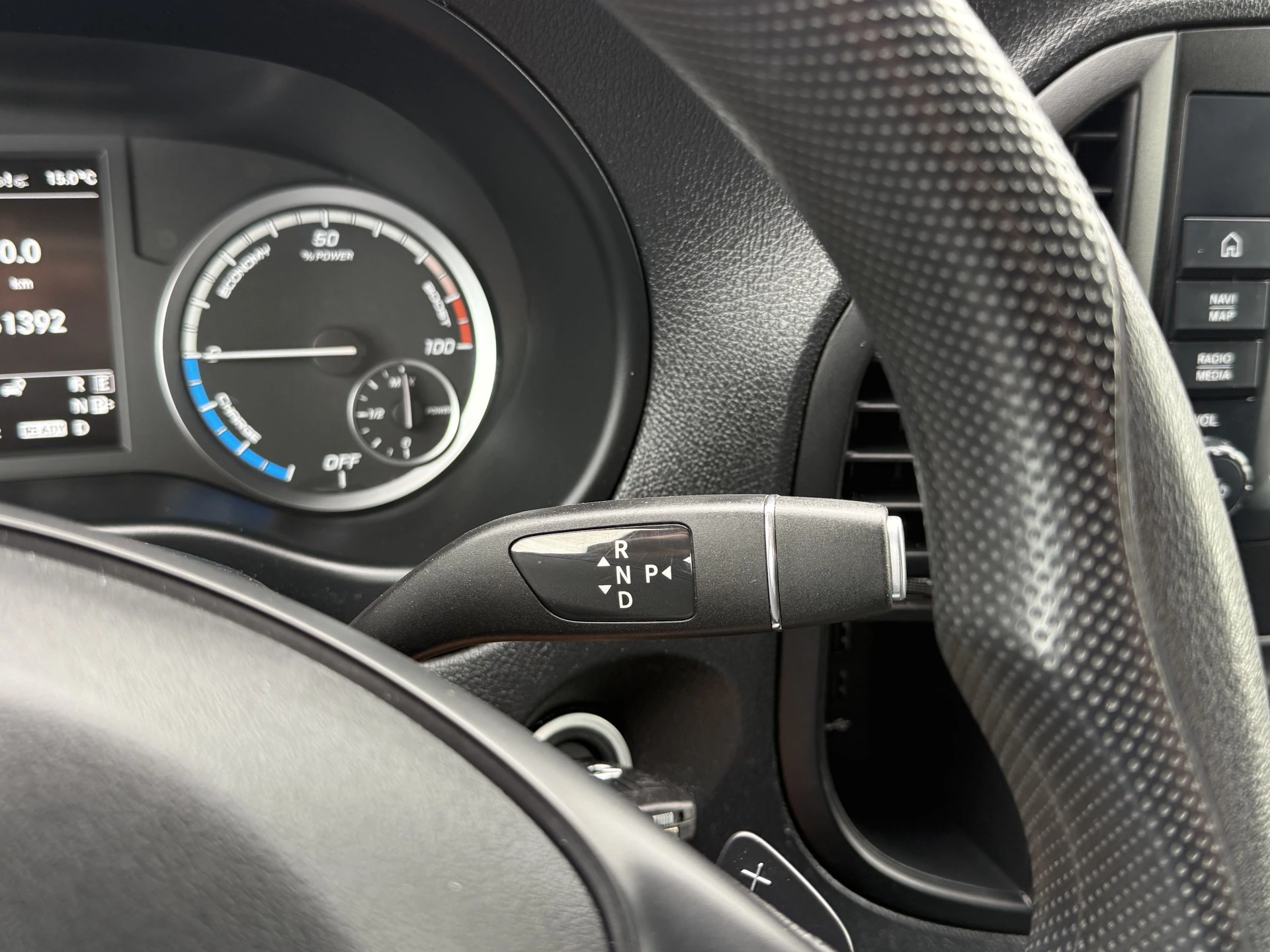Mercedes-Benz eVito 2023 - 66 kWh / FULL ELECTRIC / SOH 93% / L2H1 / AUTOMAAT / BOTT INRICHTING / 1e EIG. / CAMERA / 3-ZITS / CRUISE Bild 17