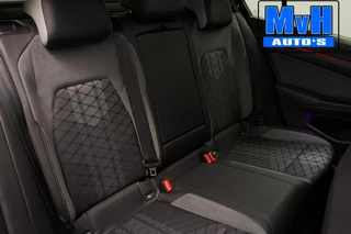 Volkswagen Golf 2020 - 1.5 eTSI R-Line|SPORTSTOEL|LUXE|LED| image 14