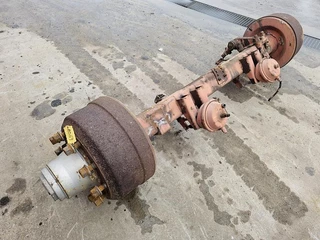 Fruehauf TRAILER AXLE | SINGLE TIRE | FOR STEEL SUSPENSION. 1990 - N/A imagem 4