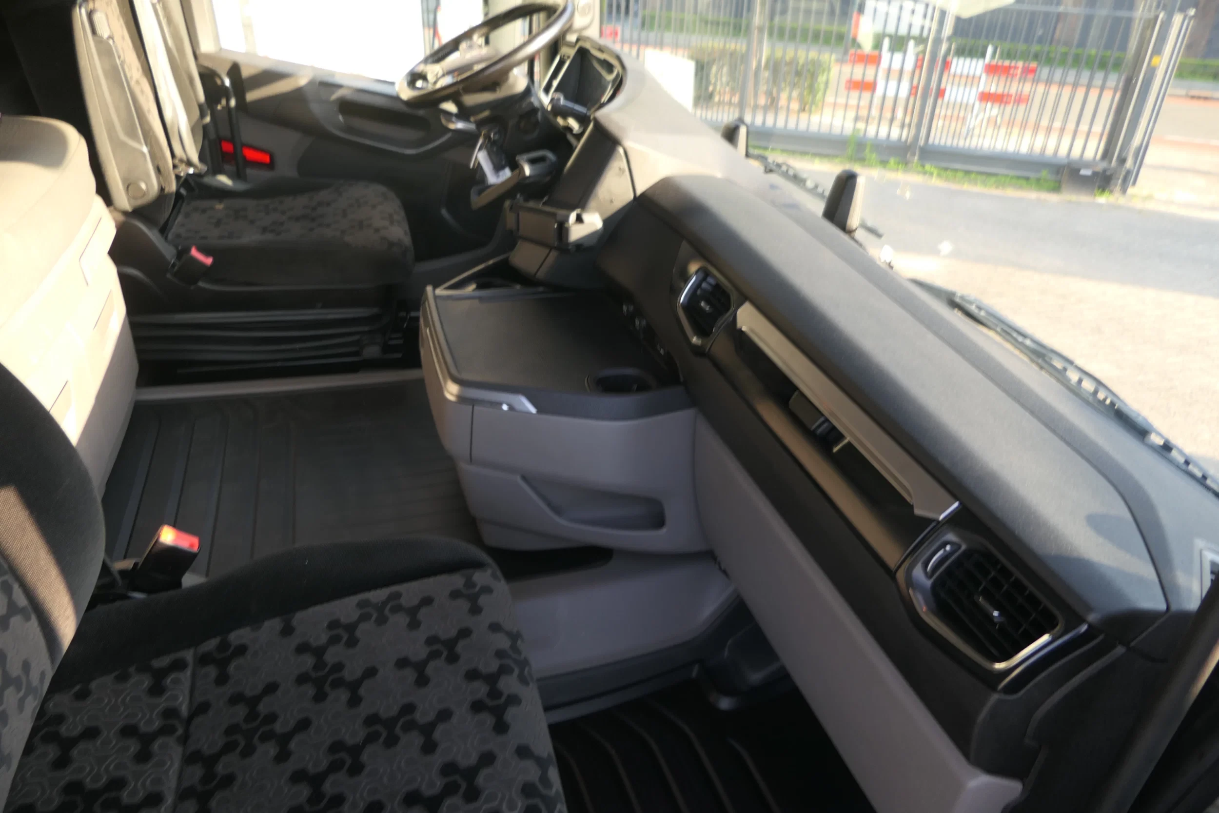 Scania R 2021 - R450 NGS | Hydraulic | Retarder | 621520Km | 2021 | Full Air | Alcoas | Smart Tacho 2 | Stand klima | Euro6-D | TUV/MOT/APK 03-2027 | German Truck afbeelding 47