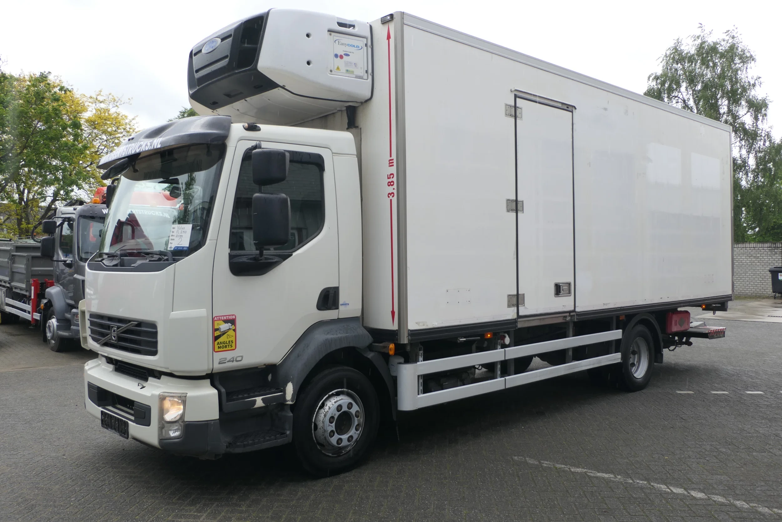 Volvo 240 2013 - FL | Carrier SUPRA 950Mt / Bi-temp | 3 Compartments | 297181Km | 2013 | 12Ton | 6 Cylinder | Dhollandia 1500Kg | Luxembourg Truck afbeelding 5