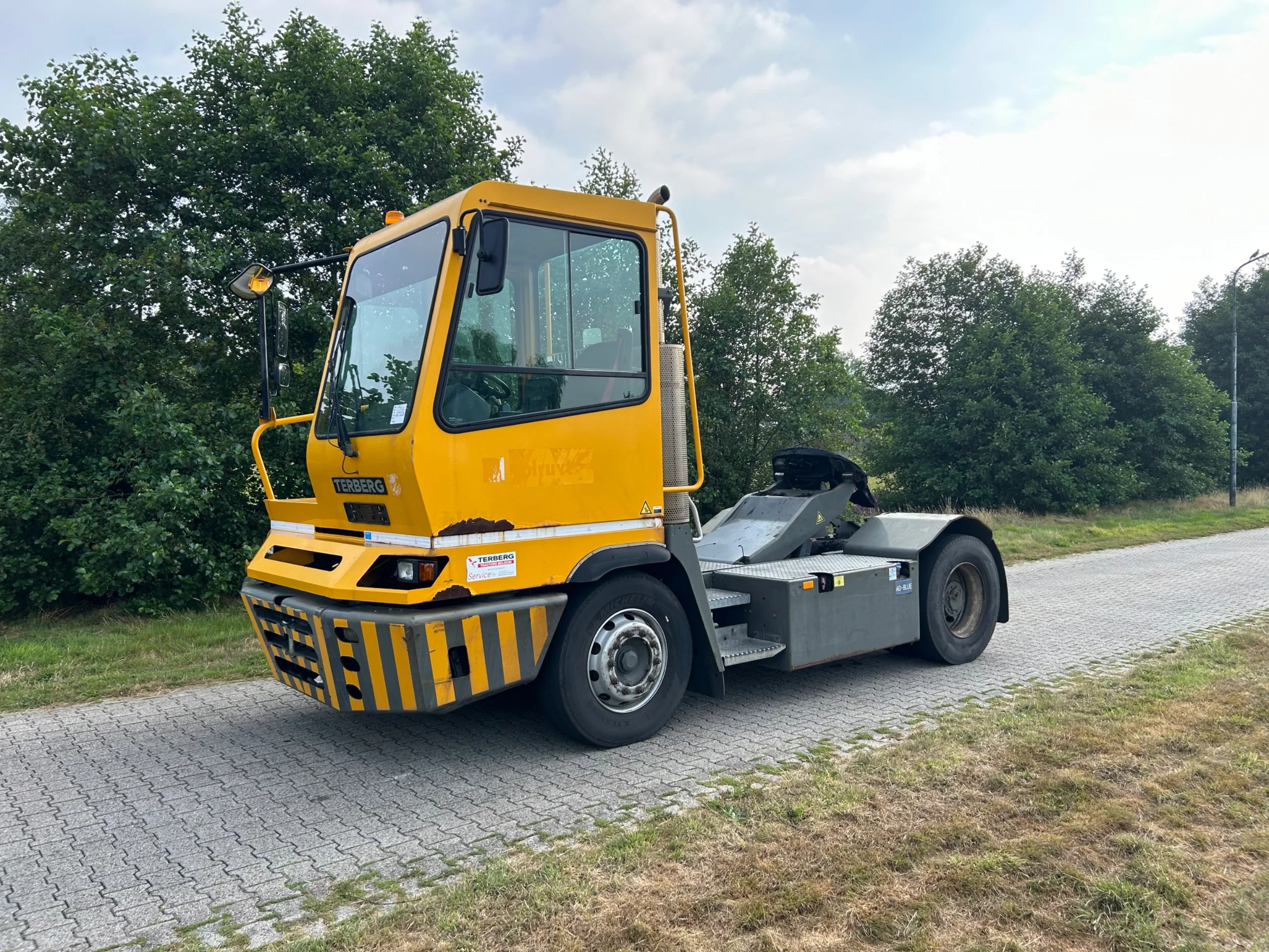Terberg YT 222 2016 - | CUMMINS | ALLISON | NO EGR !!! image 1