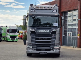 Scania S 2023 - 660S V8 NGS Highline 6x2 - Retarder - Full air - Leather - Led - Alloy wheels afbeelding 2 miniatuur