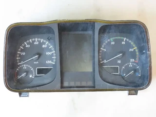 Mercedes-Benz MB - Electrical System Instrumentenpaneel MP4 image 1 thumbnail