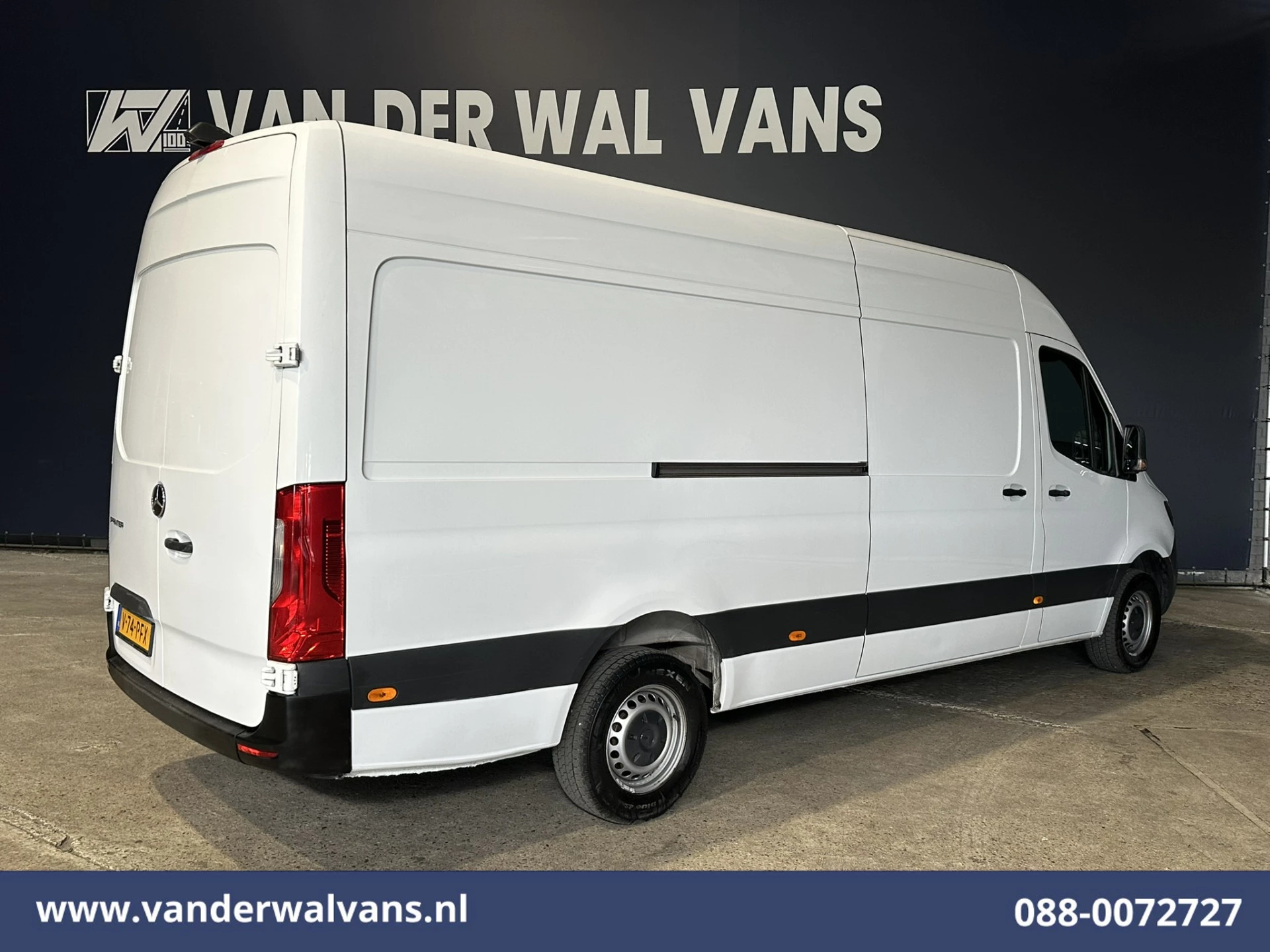 Mercedes-Benz Sprinter 2022 - 317 CDI 170pk L3H2 Euro6 Airco | Camera | Apple Carplay | Android Auto obrázek 9