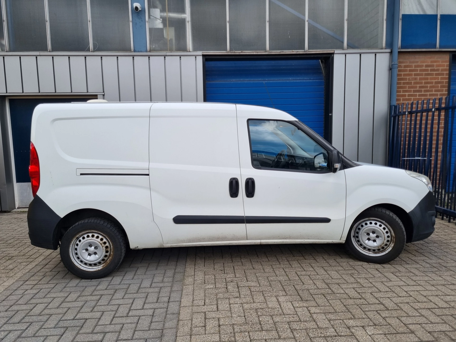 Opel Combo 2015 - 1.6 CDTi L2H1 Sport, automaat , 4-2027 apk afbeelding 3