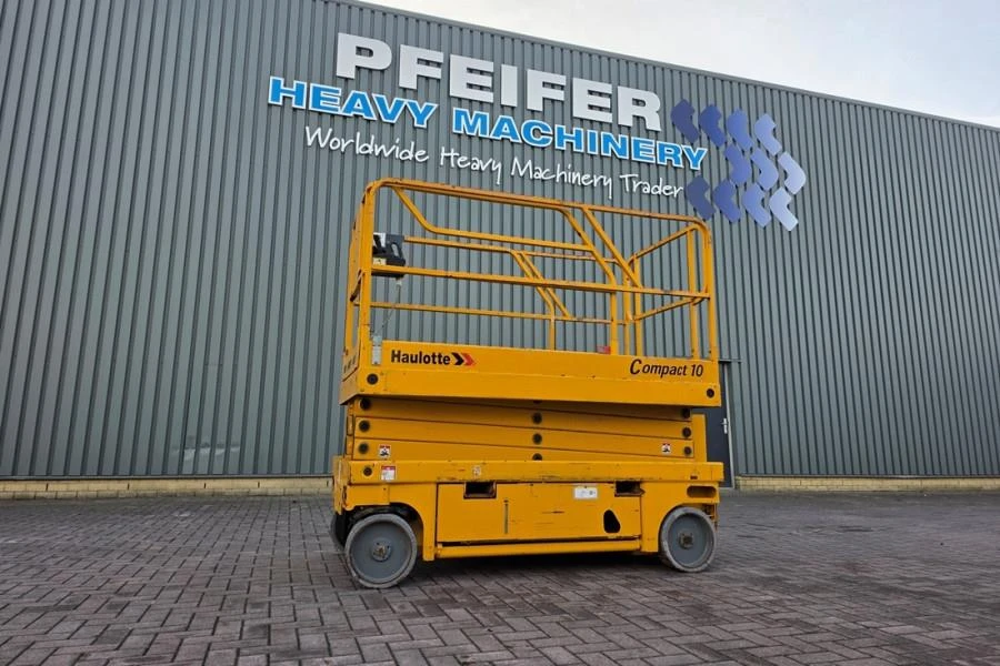 Haulotte 2011 - Compact 10 As-Is, Electric, 10m Working Height, 45 immagine 1