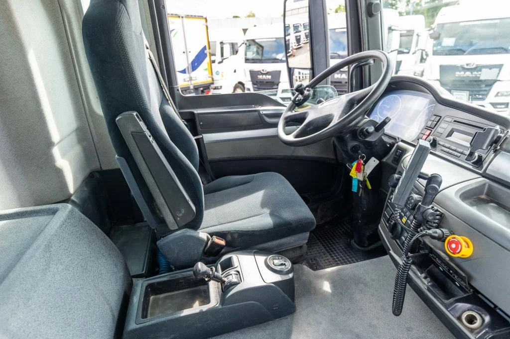 MAN TGS 2014 - 18.400 BLS-4X4+LIEBHERR 10M3(2018) afbeelding 15