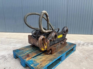 OilQuick N/A 2018 - OQ70/55 - M318D / 320D / 320E / 320F / 323D / 323E obrazek 1