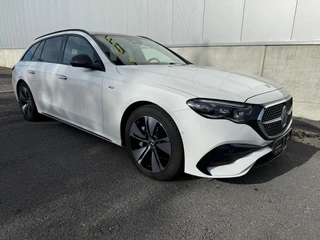 Mercedes-Benz E-Class 2025 - E300e AMG LINE ADVANCED EDITION image 3 thumbnail