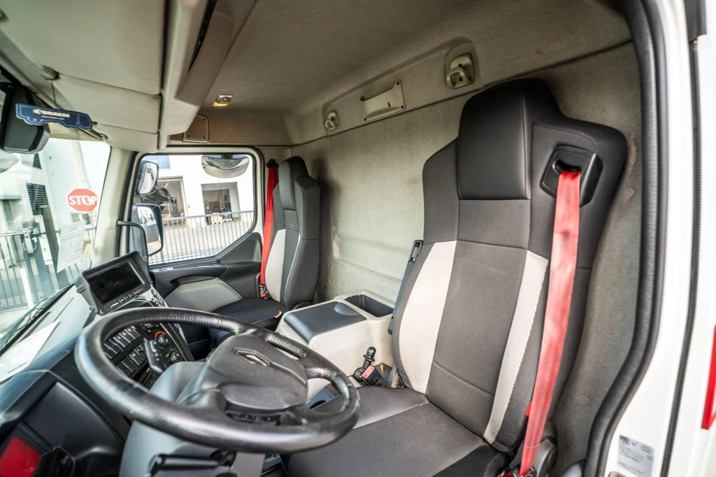 Renault 19 2016 - D WIDE 320 DXI +DHOLLANDIA 2t. Bild 8