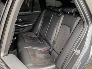 BMW 3 Series 2021 - Touring 320e 204PK High Executive M-Sport image 17