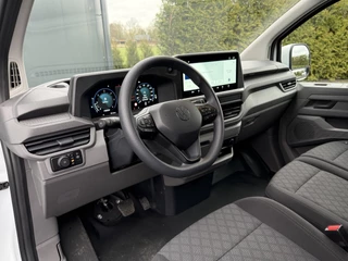 Volkswagen Transporter 2024 - 2.0 TDI 150 PK STYLE / AUTOMAAT / L1H1 / BPM VRIJ! / ACHTERKLEP / ECC / CRUISE / LANE ASSIST / CAMERA / 3-ZITS imagem 7