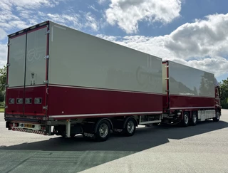 Volvo FH 2019 - 13.500 I-PARK COOL TRS COOLING ISOLATED BOX TAIL LIFT BURG TRAILER TOP CONDITION NL-COMBI image 4