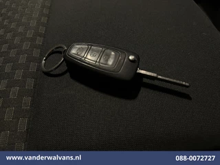 Ford Transit Custom 2022 - 2.0 TDCI 131pk L2H1 Euro6 Airco | Camera | LED | Cruisecontrol | Verwarmde voorruit image 19