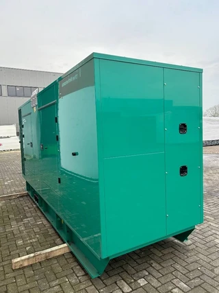 Cummins 2025 - C550D5Q - 550 kVA Generator - DPX-18522-Q Bild 2 Miniaturansicht