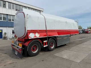 LAG L022 2000 - 2AS TANK MET SCHADE 37500 LITER MET SLANG EN POMPEN imagen 6