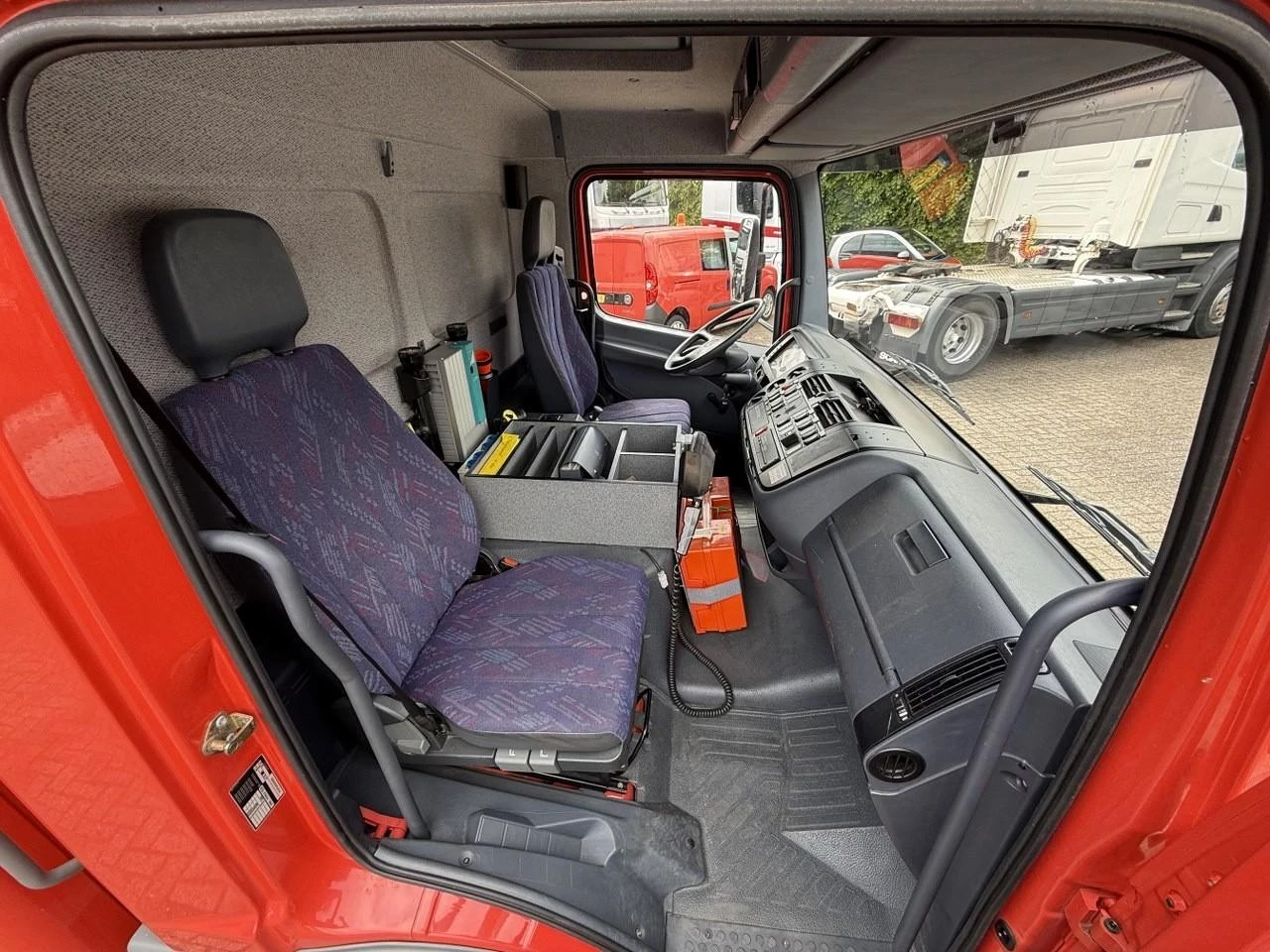 Mercedes-Benz Atego 2003 obrázek 13