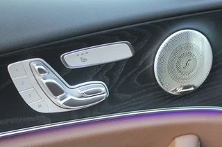 Mercedes-Benz E-Class 2021 - 300e Luxury Line LEDER MEMORY PANORAMADAK BURMESTER DISTRONIC 360-CAMERA HEAD-UP KEY-LESS GO obrazek 19
