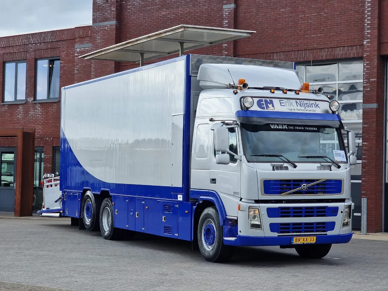 Volvo FM 2006 - 380 6x2 - 2/3 stock Berdex Livestock - 54M3 - Weighbridge - I shift obrázek 1