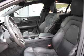 Volvo V60 2020 - 2.0 T5 R-DESIGN / Panorama dak / 250 PK immagine 26