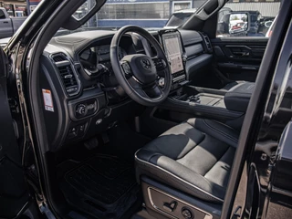 Dodge Ram 1500 2024 - Limited Night Edition image 13