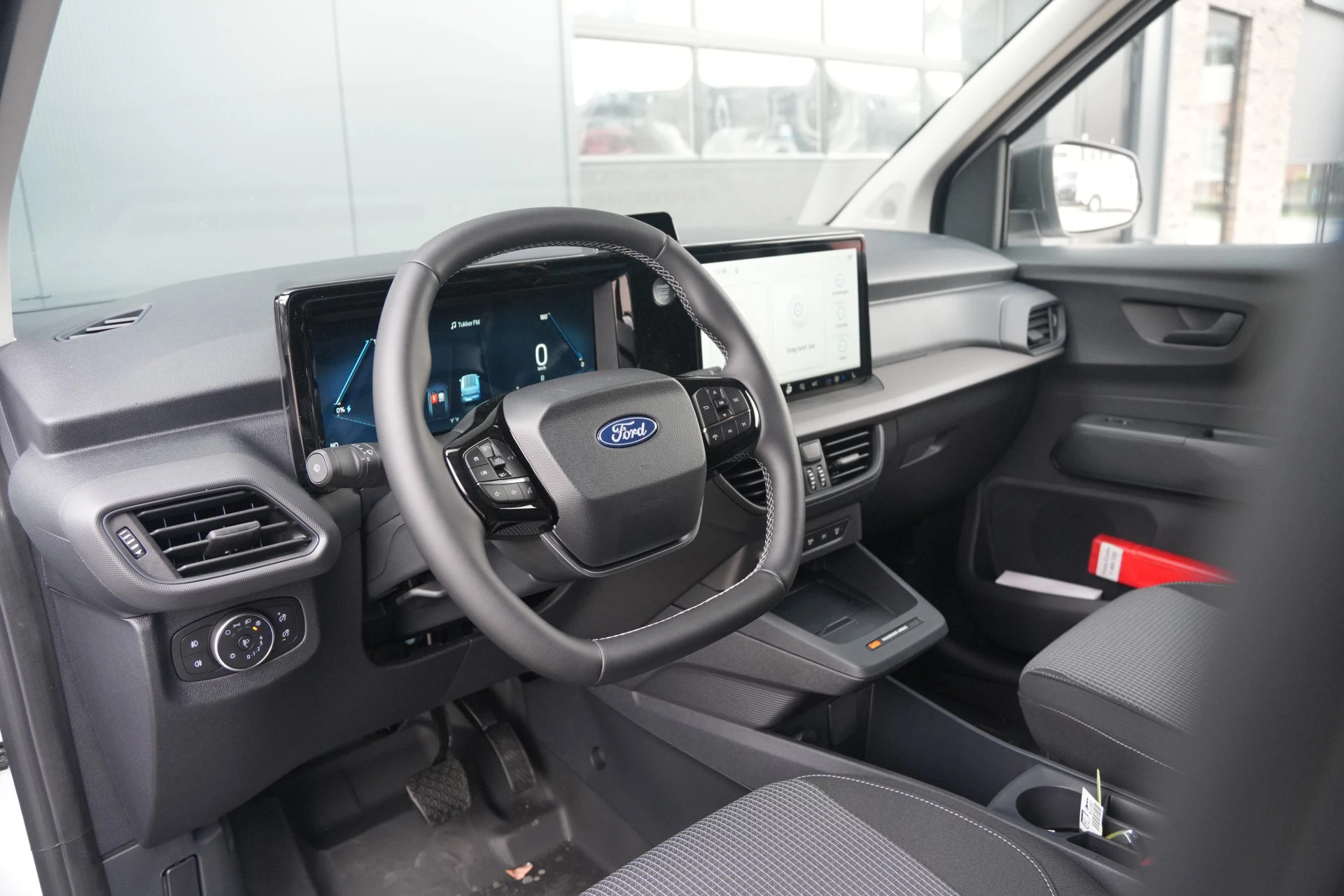 Ford E-Transit Courier 2026 - Trend 46 kWh 136pk - Stoel/Stuurverwarming - Camera - Cruise - Carplay/Android - Rijklaar Bild 15