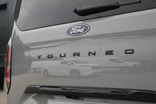 Ford Tourneo Custom 2026 - 340 2.5 PHEV L2H1 Titanium X 232pk | ACC | Pano | B&O | Elek. schuifdeuren | 360 camera | Elek-Trekhaak | Prijs excl. BTW | Rijklaar obrazek 11
