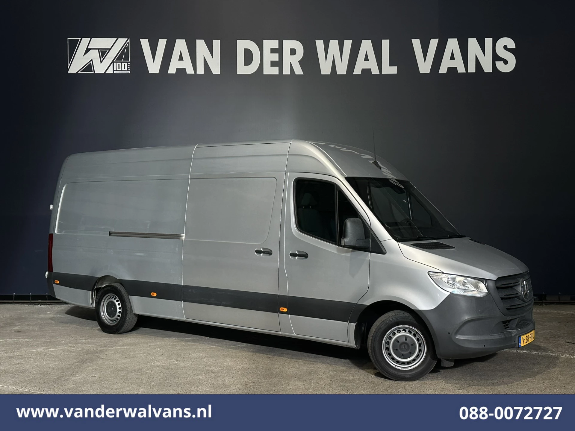 Mercedes-Benz Sprinter 2020 - 314 CDI 143pk L3H2 Euro6 Airco | Camera | Navigatie | Apple Carplay image 1