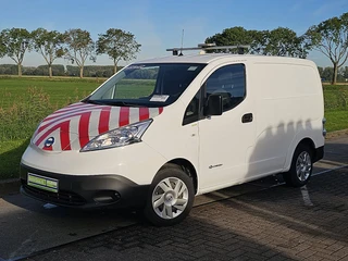 Nissan e-NV200 2021 image 2 thumbnail