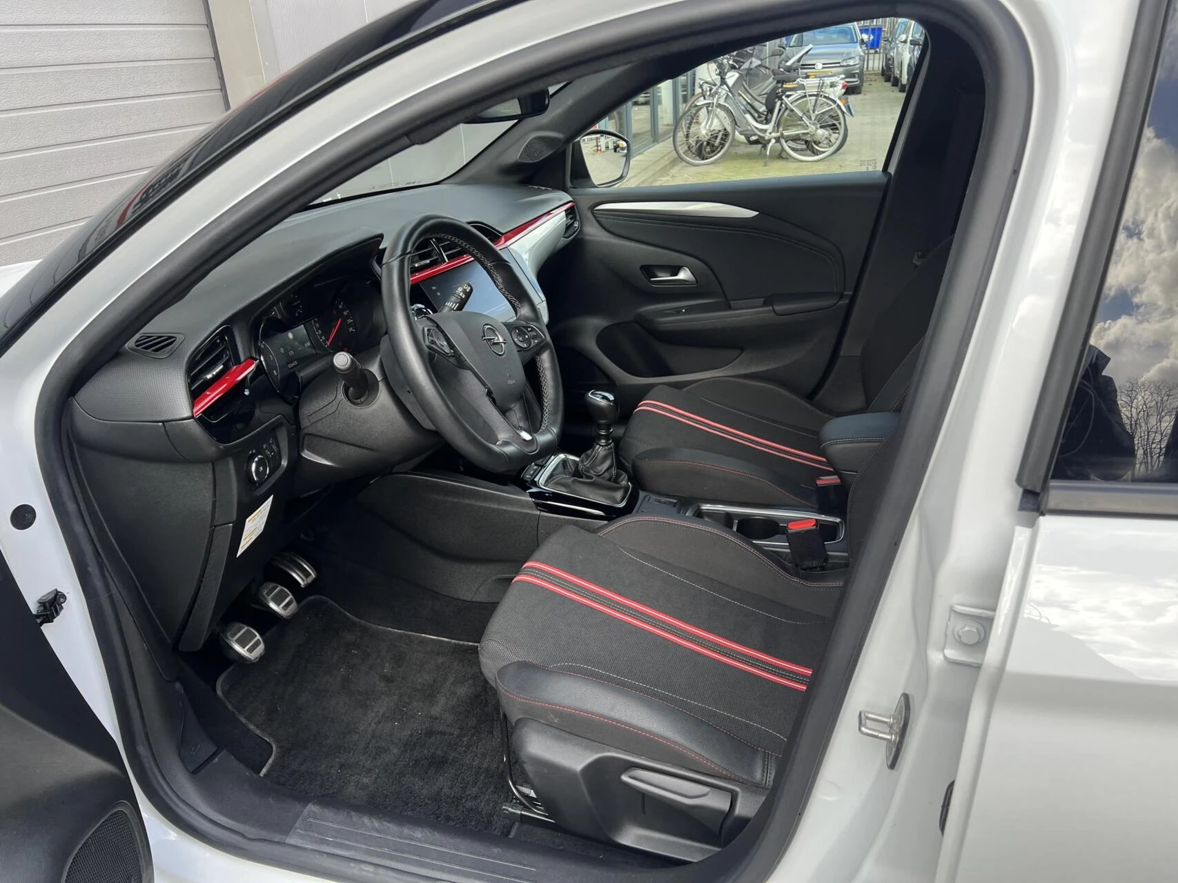 Opel Corsa 2021 - 1.2 Elegance Nav, 360 camera. obrázek 11