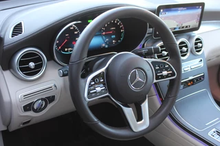 Mercedes-Benz GLC 2022 - 300e 4MATIC Luxury Line PANORAMADAK VIRTUAL LEDER 19'' obrazek 21