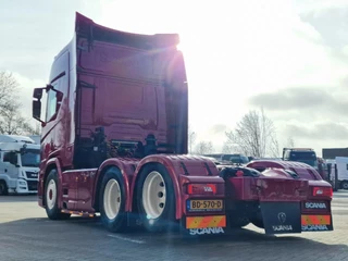 Scania R 2022 - R530 V8 NGS - R6X2 - full air - retarder - new Seats - coffee imagen 4