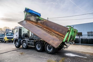 MAN TGS 2009 - 35.400 BB -BIBENNE+BACHE bild 2