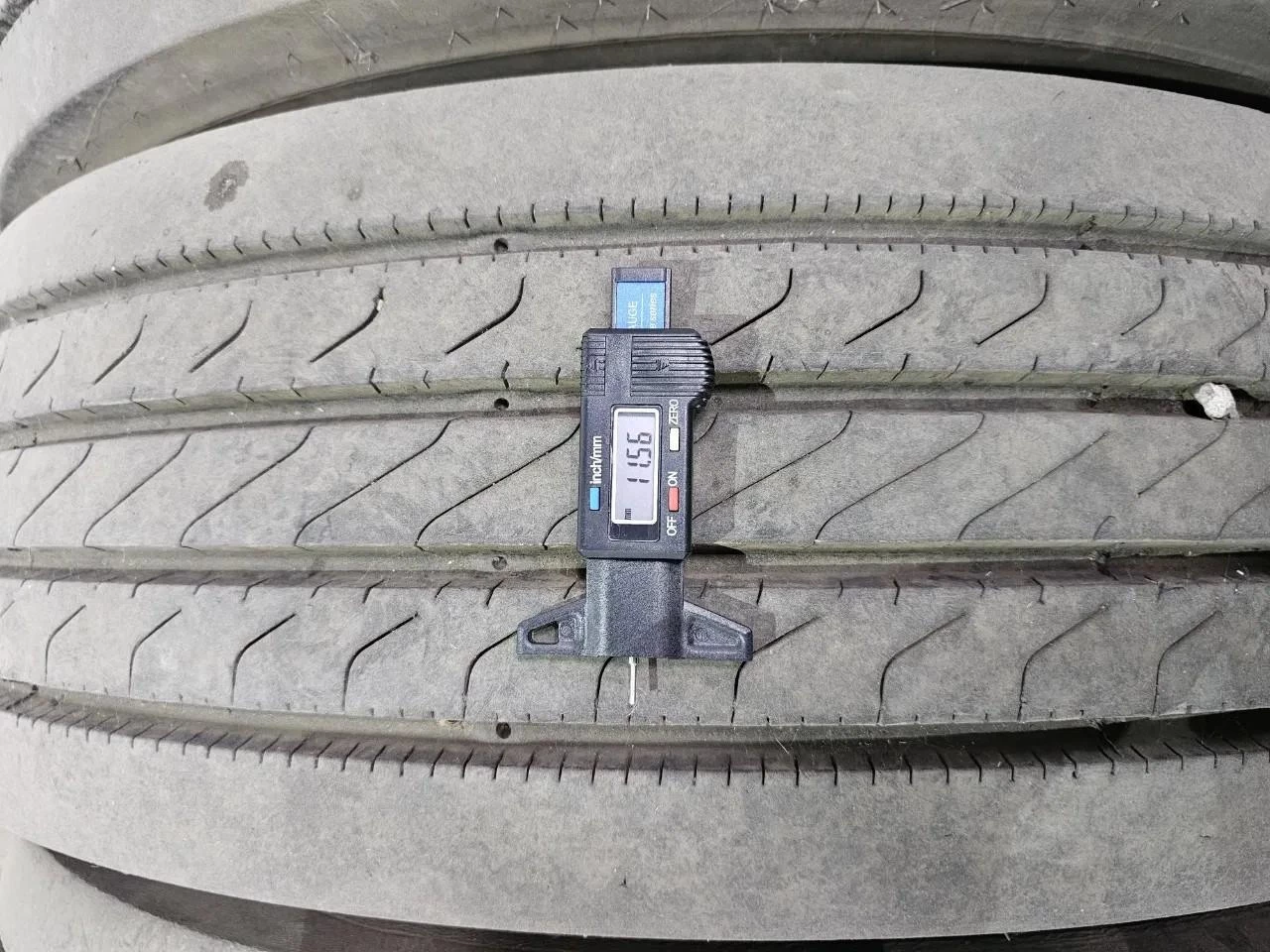 Dunlop 275/70R 22.5 afbeelding 3
