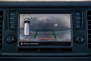 Volkswagen Crafter 2019 - 2.0 TDI L3H3 | Automaat | 177 PK | Highline | LED | Camera | Carplay | PDC | Trekhaak afbeelding 20