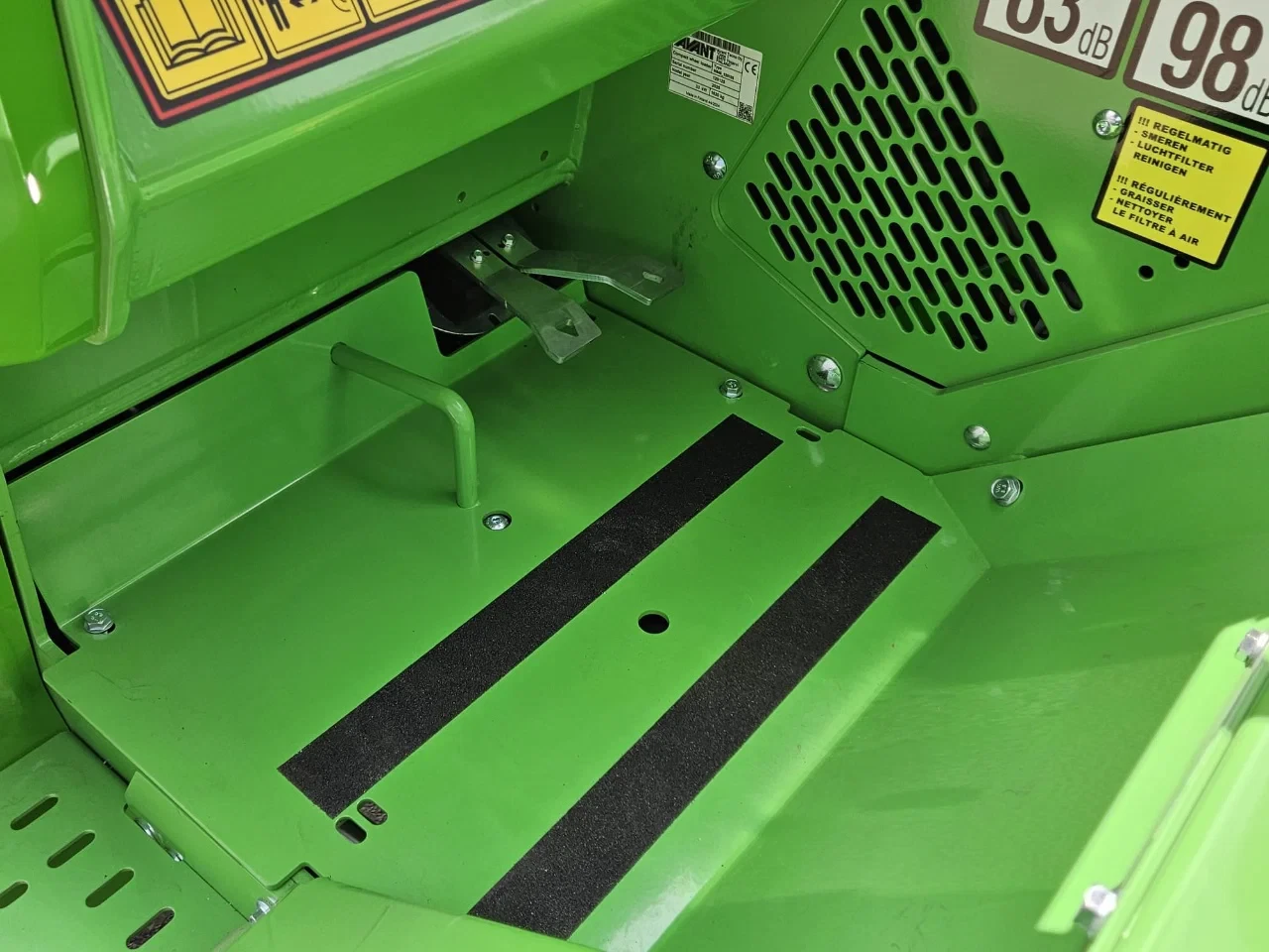 Avant 2025 - 645i Rental mini-shovel afbeelding 30