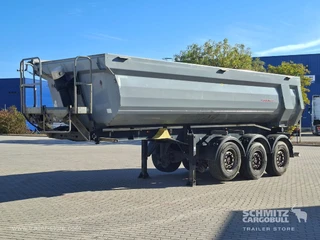 Schwarzmüller Semitrailer Tipper Steel half pipe body 2021 image 2 thumbnail