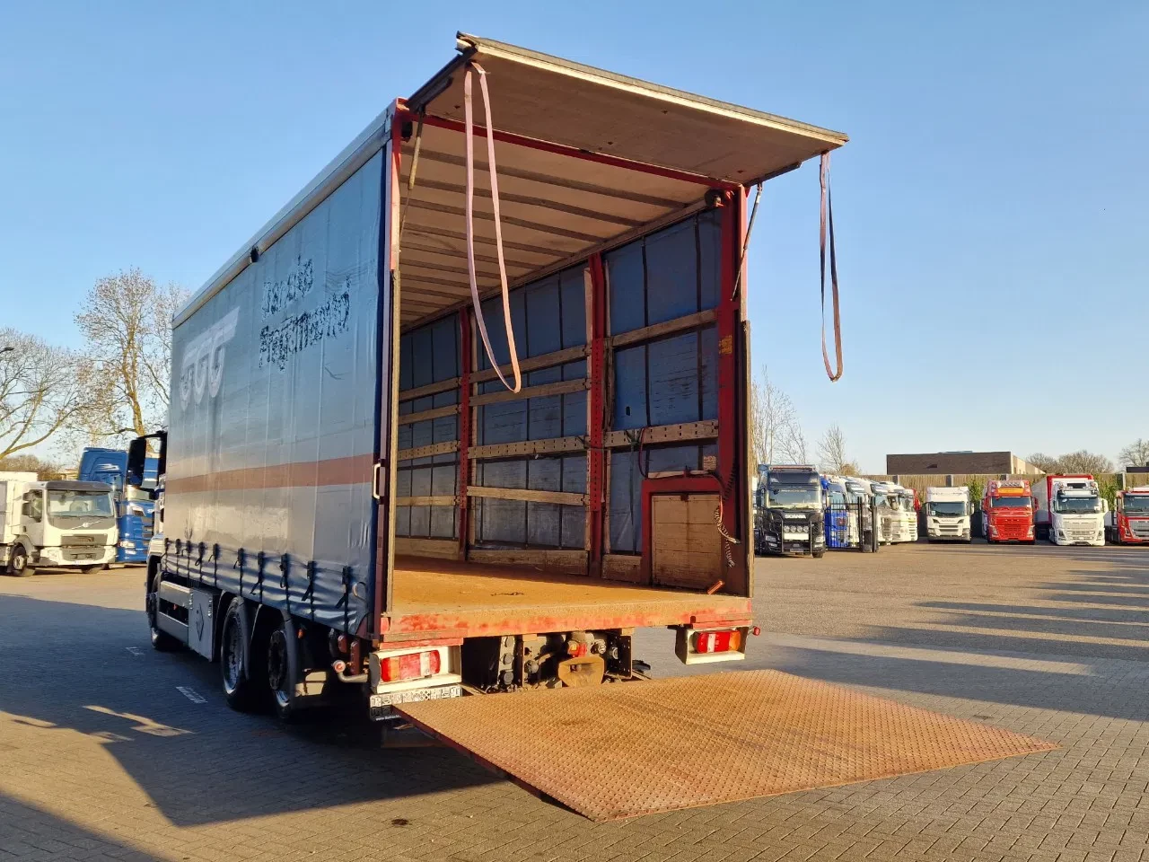MAN TGS 2015 - 26.440 6x2 - Tautliner - Full air - Euro 6 - Automatic obrázek 6