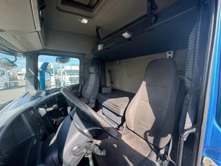 Scania R 2008 - R500 8x4,man,ret,Hiab 1055E6 jib 175X-5 image 10
