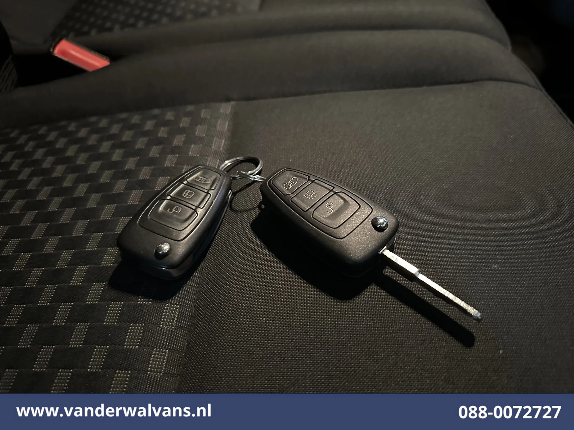 Ford Transit 2021 - 2.0 TDCI 130pk L3H2 Euro6 Airco | Camera | Navigatie | Apple Carplay | Cruisecontrol | Stoelverwarming obrázek 19