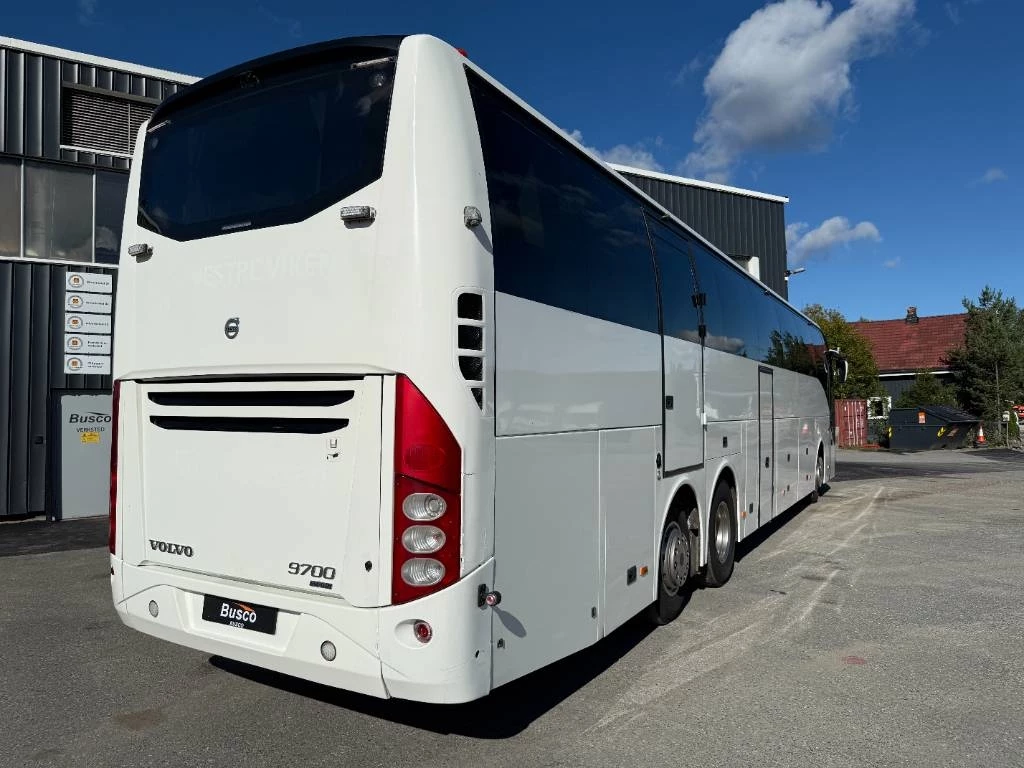 Volvo 2017 - B11R 9700HD. VIP! 2+1 seats! obrázek 8