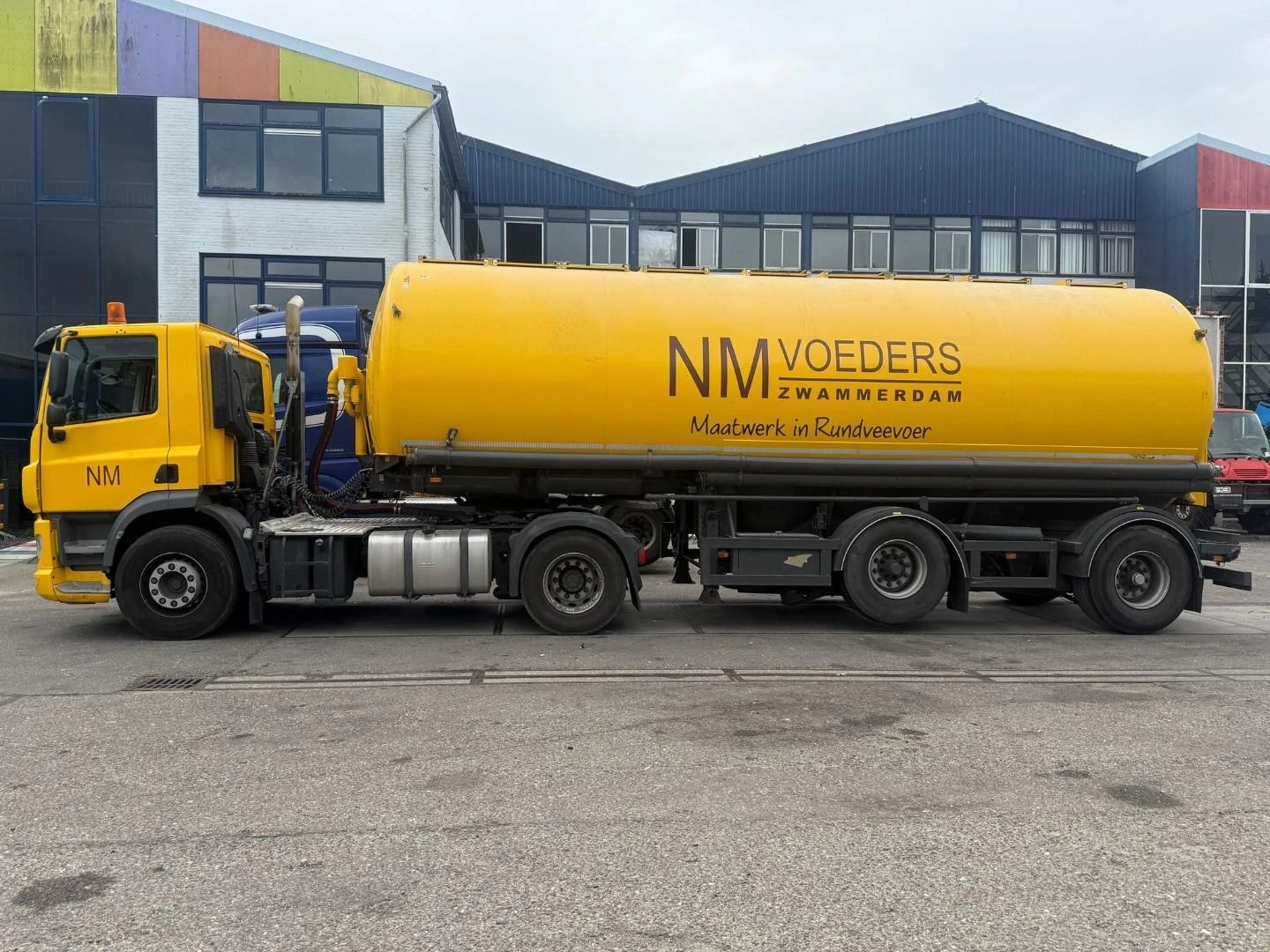 DAF 400 2017 - CF image 1