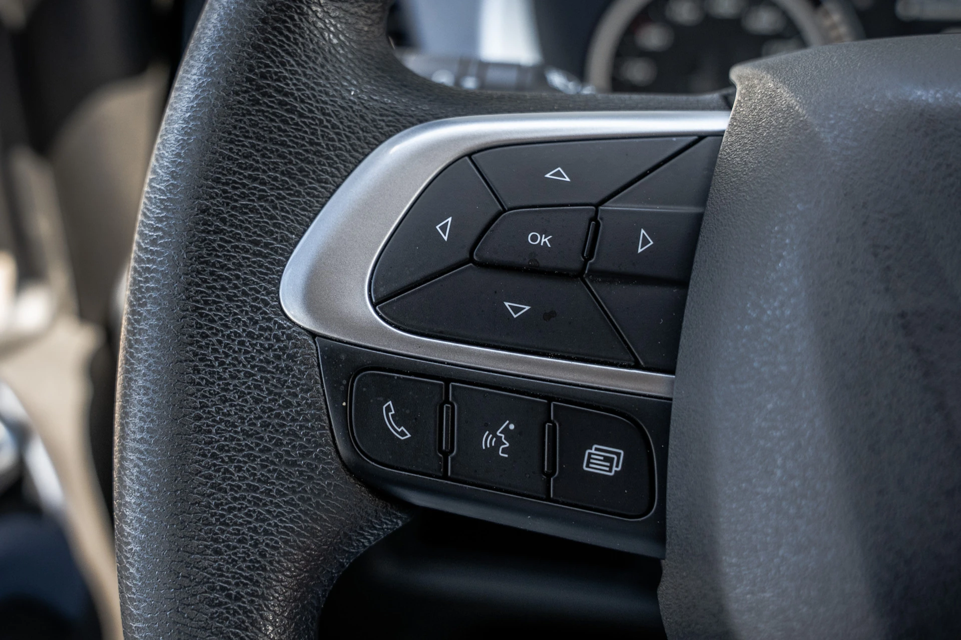 Iveco Daily - 35S16 L1H1 | Automaat | Trekhaak 3.5T | Volledig ingericht | LED | Camera | Cruise | Airco afbeelding 16