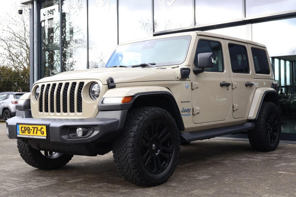 Jeep Wrangler 2022 - 4XE 380 Plug In Hybrid SAHARA / GOBI / 20 inch Bawarrion obrázek 6
