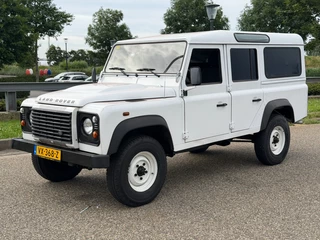 Land Rover Defender 2011 - 2.4TD HT 110S 4x4 Airco Trekhaak 107000KM afbeelding 2
