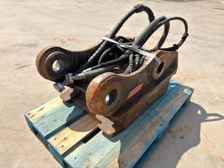 OilQuick N/A 2007 - OQ80 - 325D / 329D / 329E / 330F obrazek 4