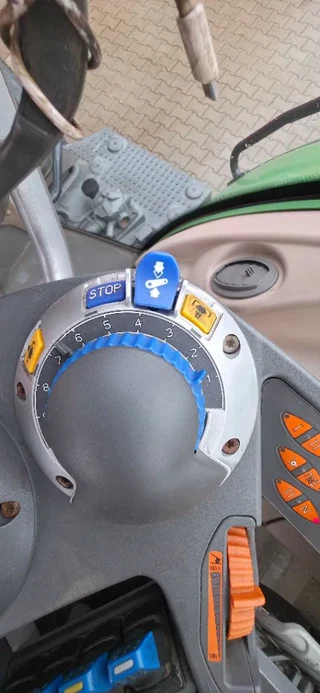 Fendt 822 Vario 2011 - 833 obrazek 14