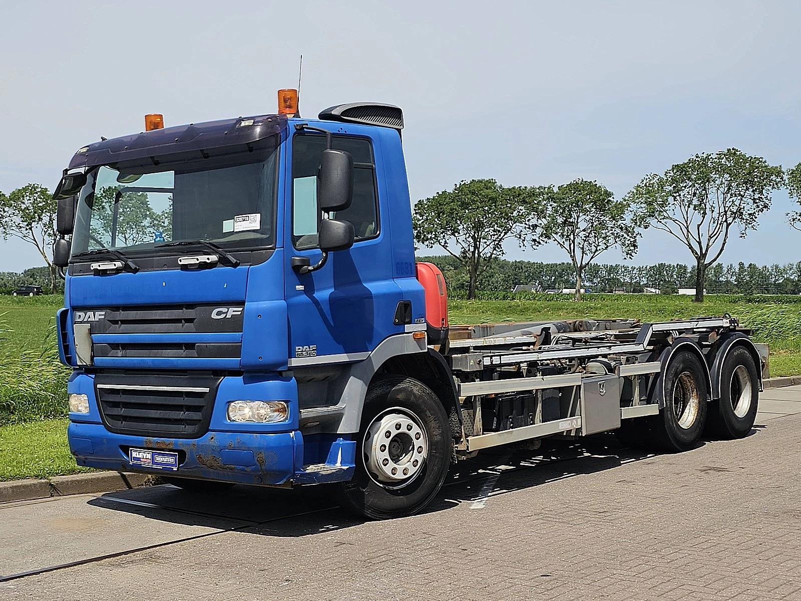 DAF 2009 - CF 85.360 obrázek 2